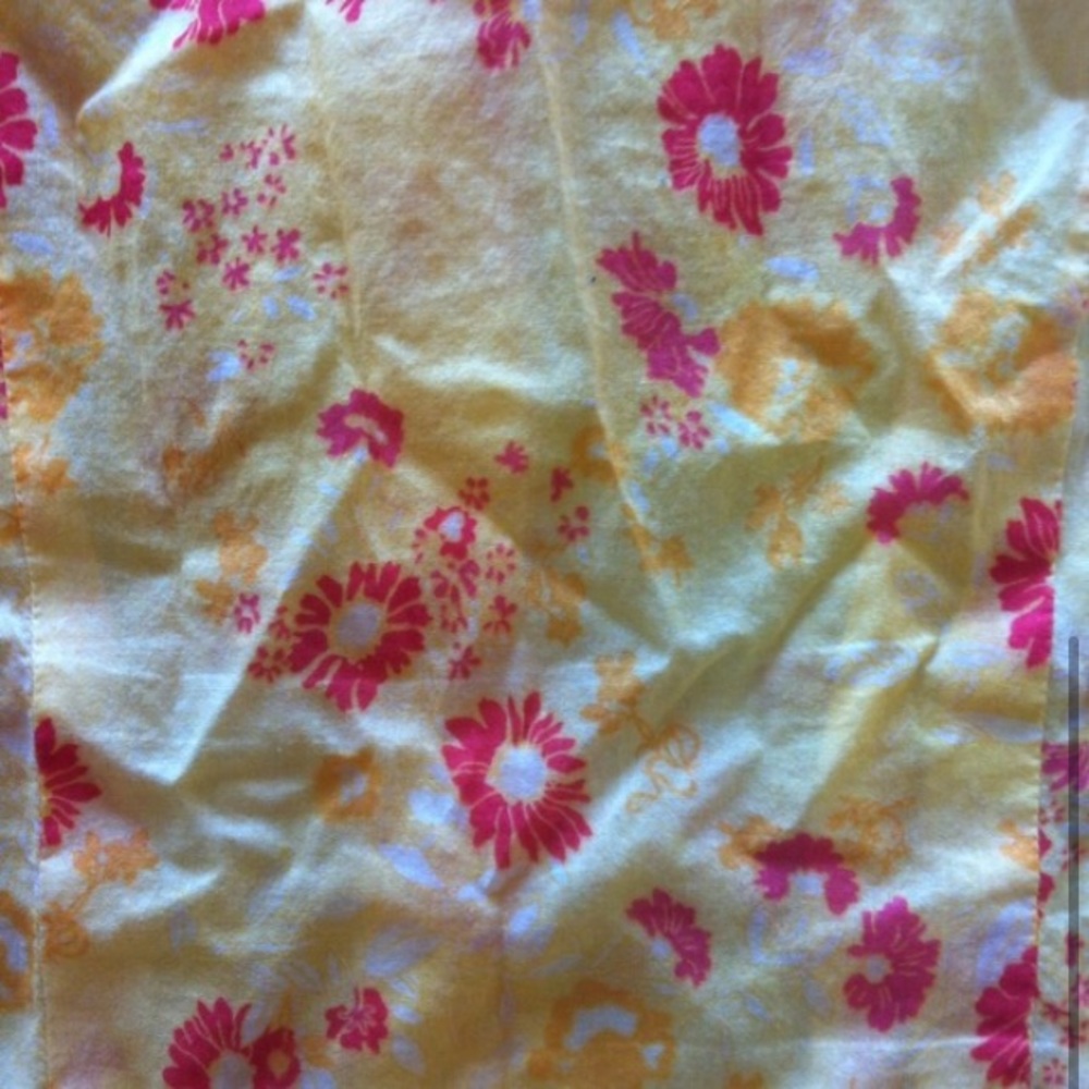 Liz Claiborne axcess short sleeve sheer floral print  shirt size 4 - Picture 4 of 4